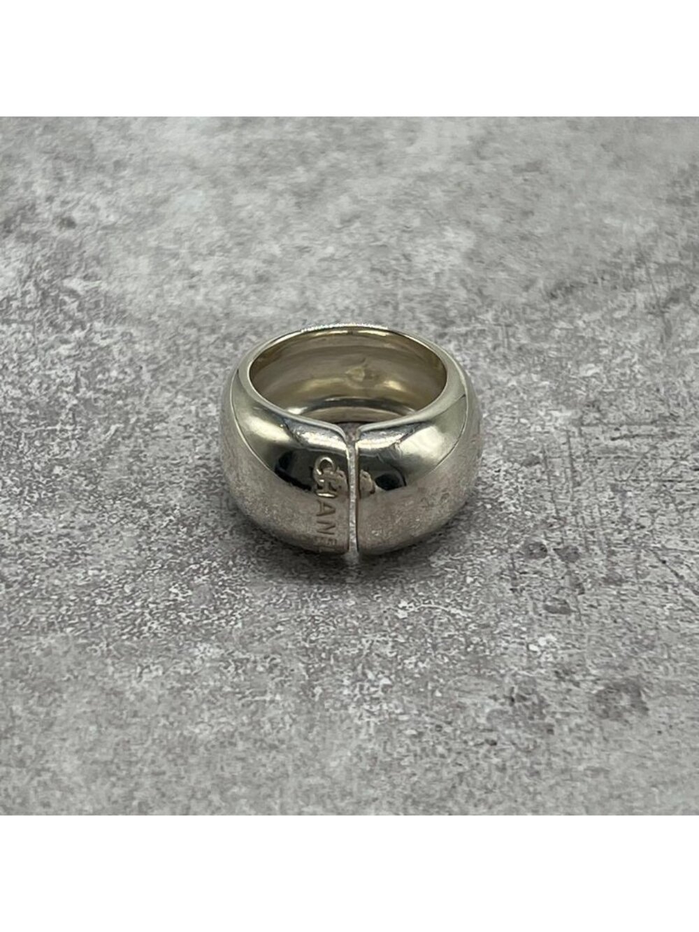 Chanel Slitlogo Wide Ring